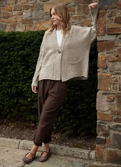 Alpaca Fleck Aran Sleeve Cardigan in Barley
